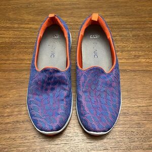 Vionic slip on sneakers